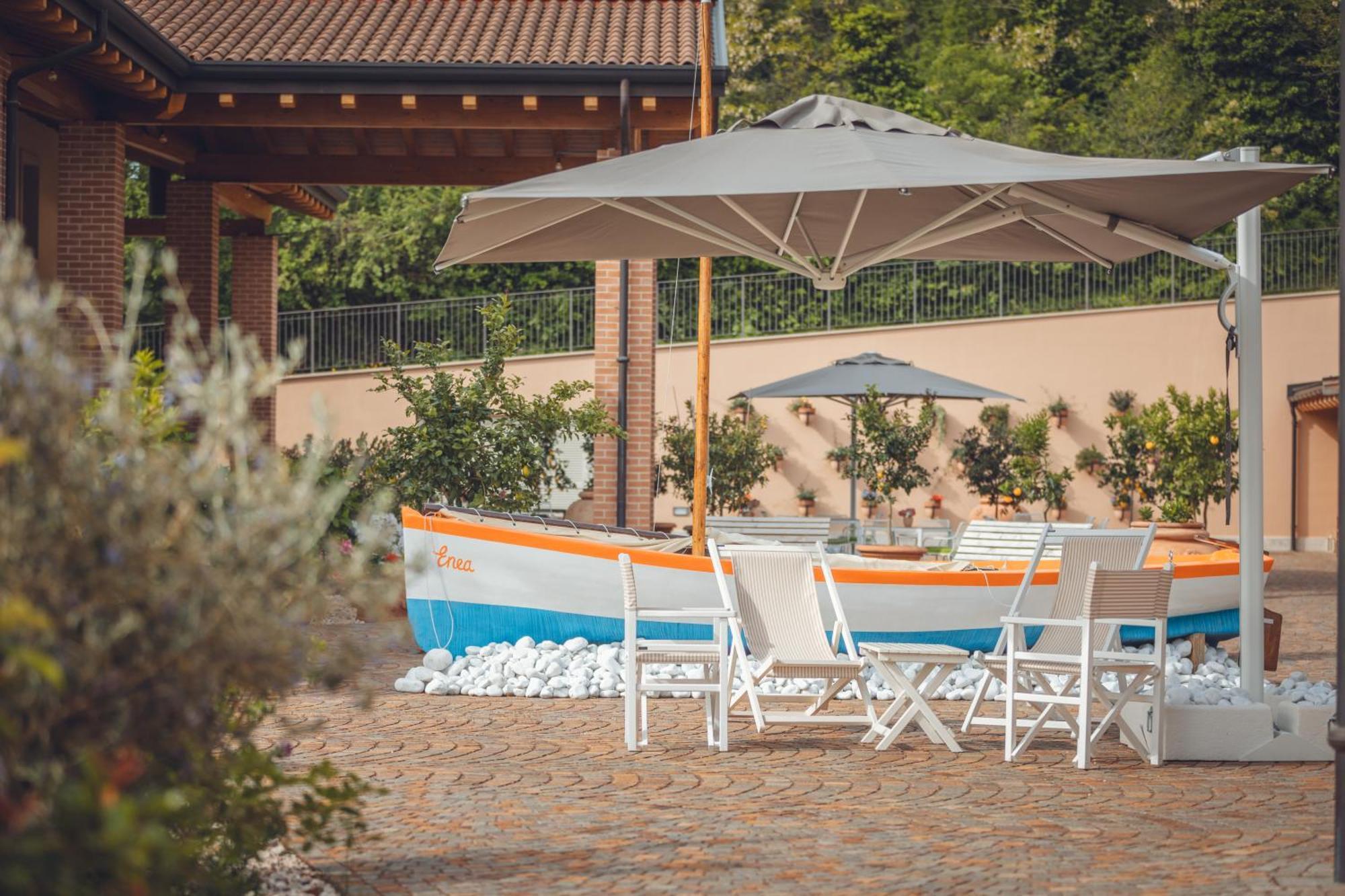 Agriturismo La Pertica コステロマーノ エクステリア 写真