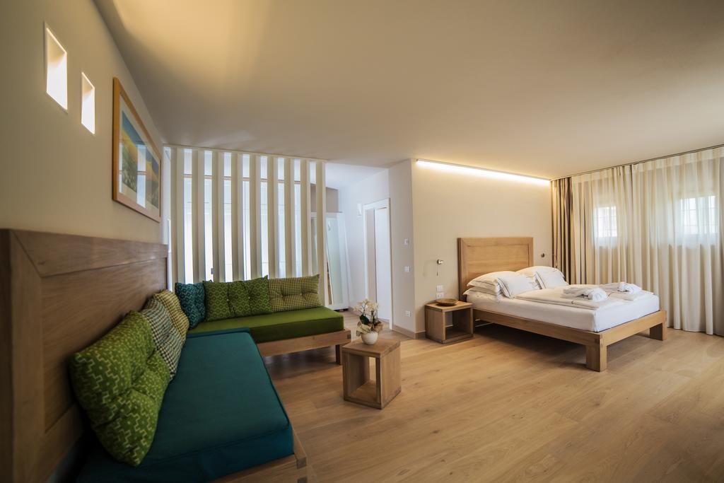 Agriturismo La Pertica コステロマーノ エクステリア 写真